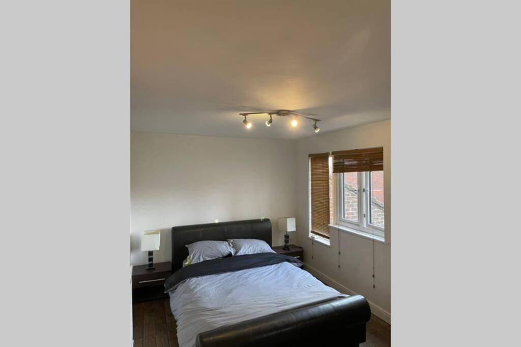 Beautiful Apartment Right Off Of Broadway Market Λονδίνο Εξωτερικό φωτογραφία